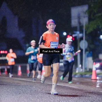 Runner Photo 7847344