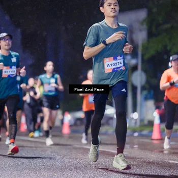 Runner Photo 7847393