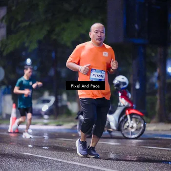 Runner Photo 7847440