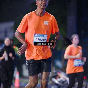 Runner Photo 7847594