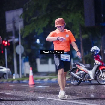 Runner Photo 7847621