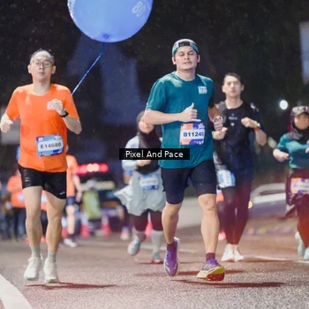 Runner Photo 7847641