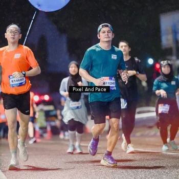 Runner Photo 7847645
