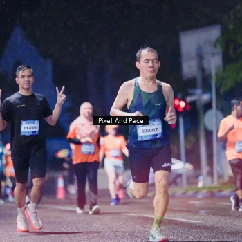 Runner Photo 7847736