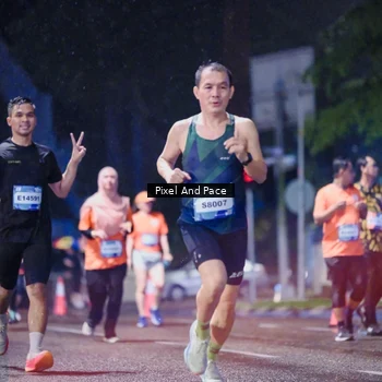 Runner Photo 7847739