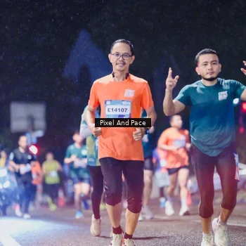 Runner Photo 7847817
