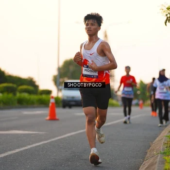 Runner Photo 7847820