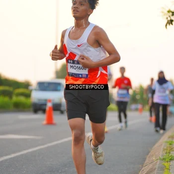 Runner Photo 7847834