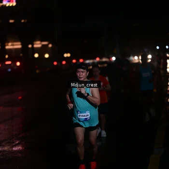 Runner Photo 7847843
