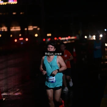 Runner Photo 7847866