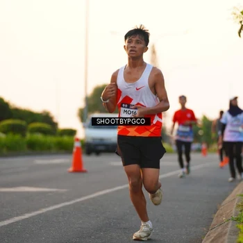 Runner Photo 7847870