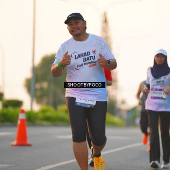 Runner Photo 7847874