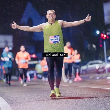 Runner Photo 7847875