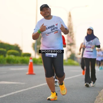 Runner Photo 7847921