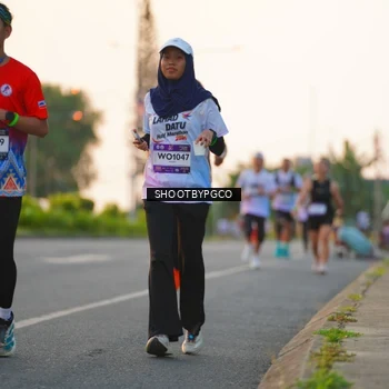 Runner Photo 7847933
