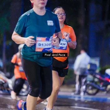 Runner Photo 7847936