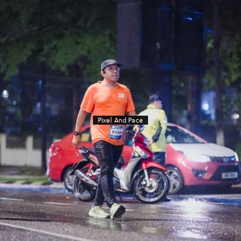 Runner Photo 7847937
