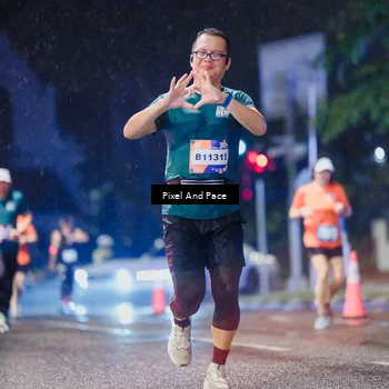 Runner Photo 7848035
