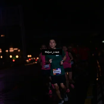 Runner Photo 7848074