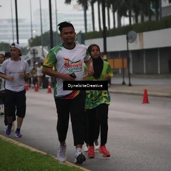 Runner Photo 7848100