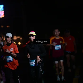 Runner Photo 7848139