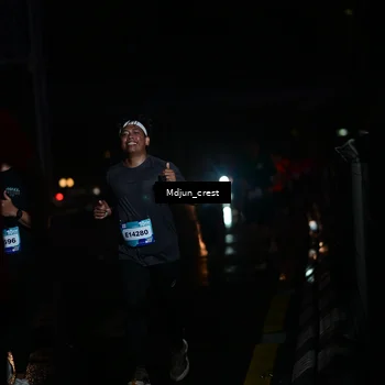Runner Photo 7848198