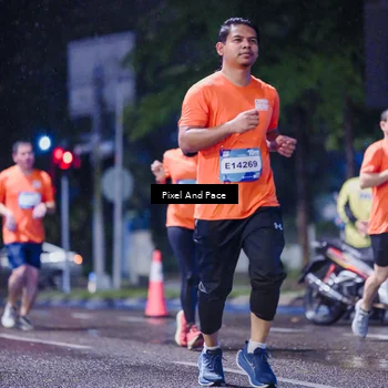 Runner Photo 7848241