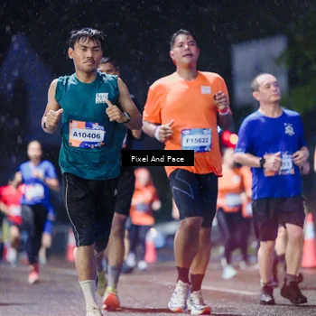 Runner Photo 7848334