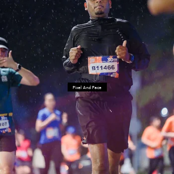 Runner Photo 7848343