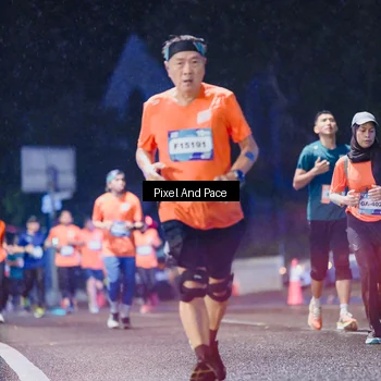 Runner Photo 7848360