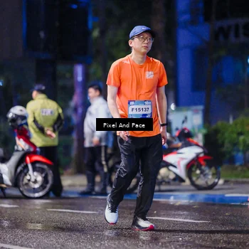 Runner Photo 7848371
