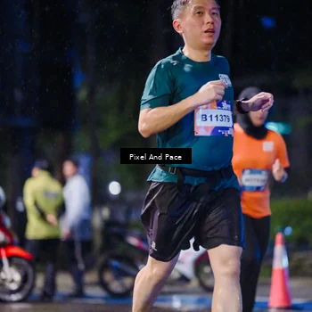 Runner Photo 7848427