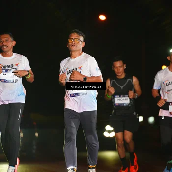 Runner Photo 7848599