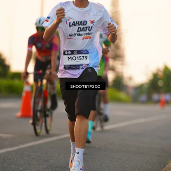 Runner Photo 7848651