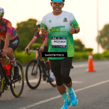Runner Photo 7848674
