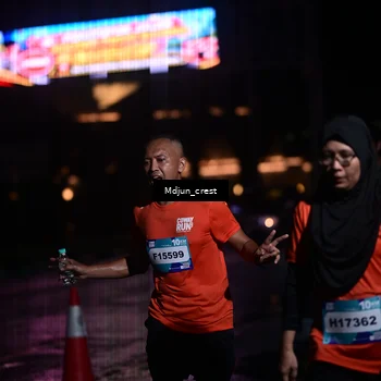 Runner Photo 7848705