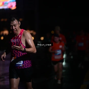 Runner Photo 7848749