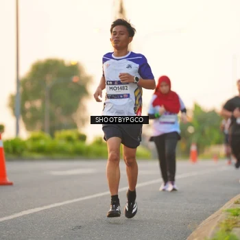 Runner Photo 7848756