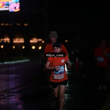 Runner Photo 7848769