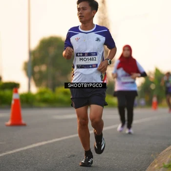 Runner Photo 7848773