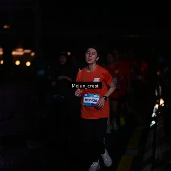 Runner Photo 7848794