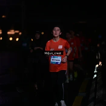 Runner Photo 7848795