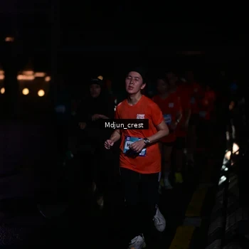Runner Photo 7848805