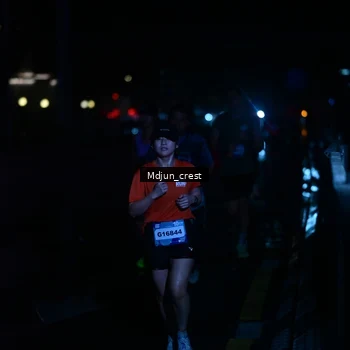 Runner Photo 7848872