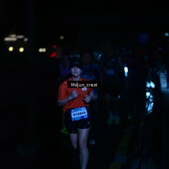 Runner Photo 7848876