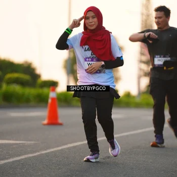 Runner Photo 7848900