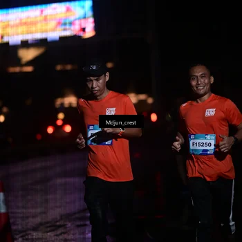 Runner Photo 7849076