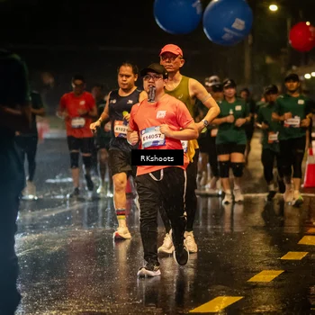 Runner Photo 7849090