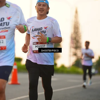 Runner Photo 7849113