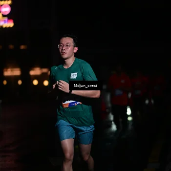 Runner Photo 7849316